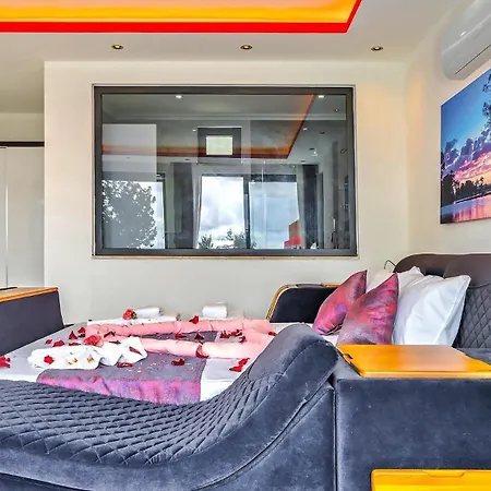 Islamlar Village 1 Bedroom Private Pool And Jakuzzi Kalkan